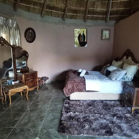 The Round House Apartment Manguzi Exterior photo